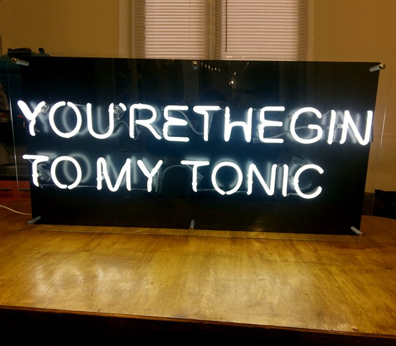 Неоновая вывеска You're the gin to my tonic